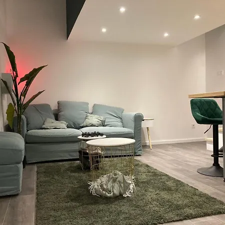 Full Equipment Designed Apartment In The Heart Of Budapest For 4 People Buitenkant foto