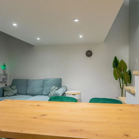 Full Equipment Designed Apartment In The Heart Of Budapest For 4 People Buitenkant foto