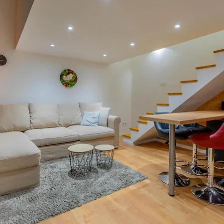 Full Equipment Designed Apartment In The Heart Of Budapest For 4 People Buitenkant foto