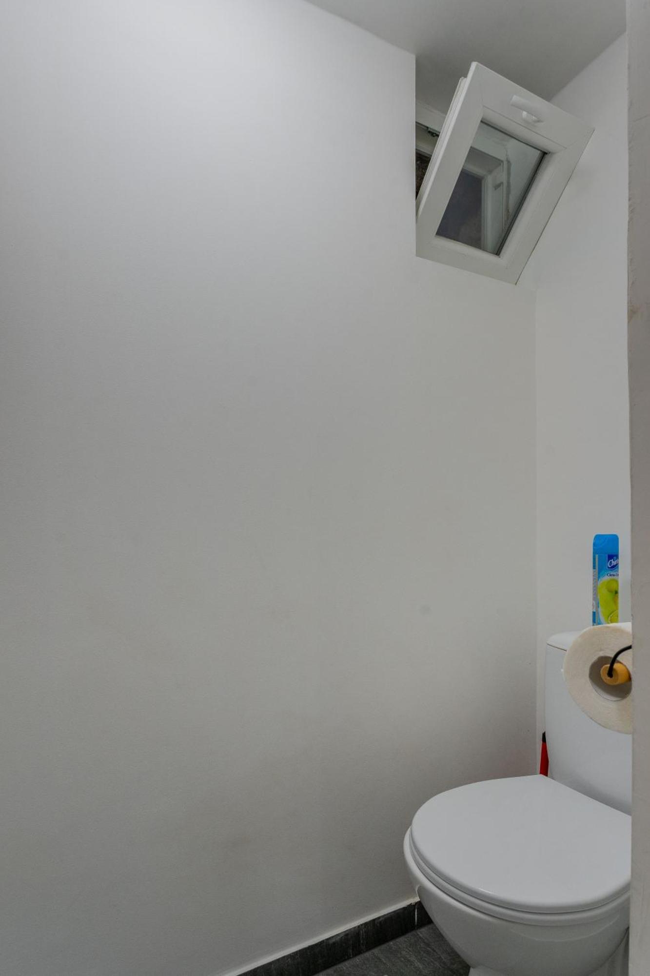 Full Equipment Designed In The Heart Of For 4 People Appartement *