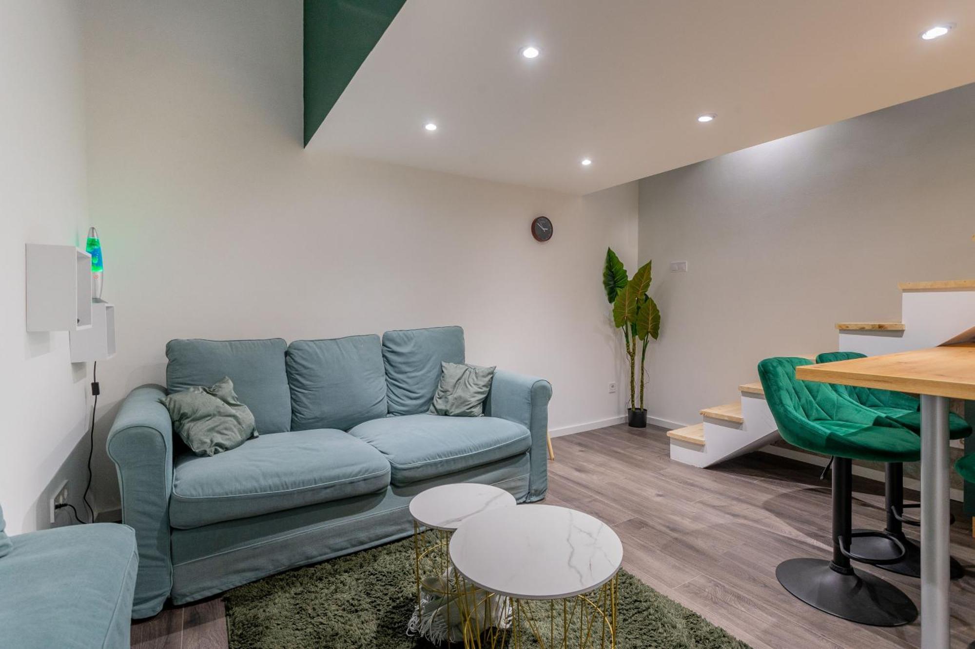 Full Equipment Designed In The Heart Of For 4 People Apartmán