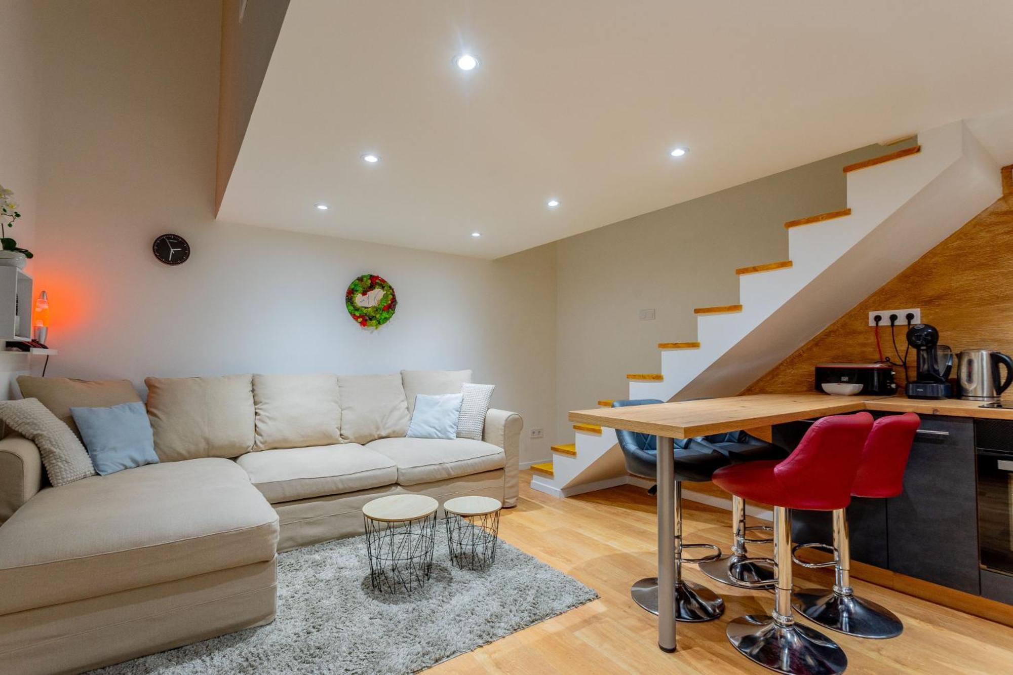 Full Equipment Designed In The Heart Of For 4 People Appartement